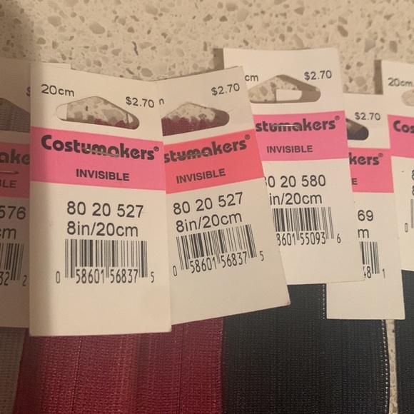 Costumakers 17 zippers, 11 invisible zippers for custom Crafts - Picture 4 of 5